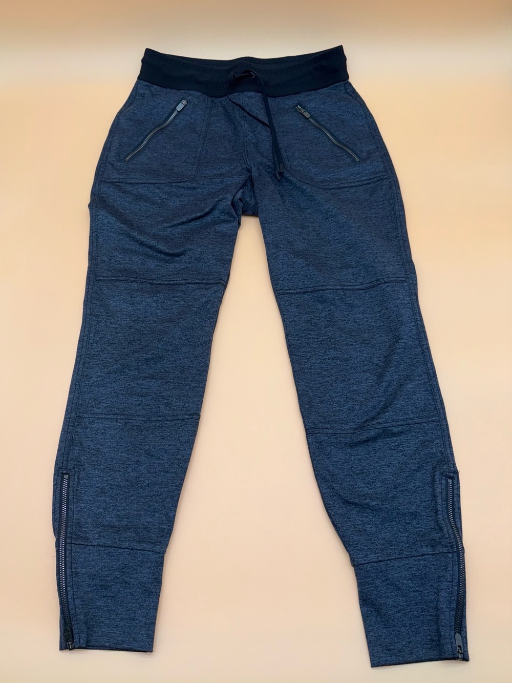 Athleta Heathered Gray Moto Jogger Pants XS Zip Pockets Ankle Zips Athleisure